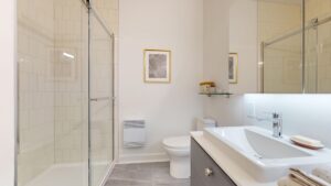 AURA-sur-le-square-Unite-611-08272025_194328