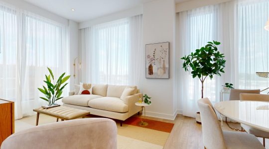 AURA-sur-le-square-Unite-611-08272025_193906